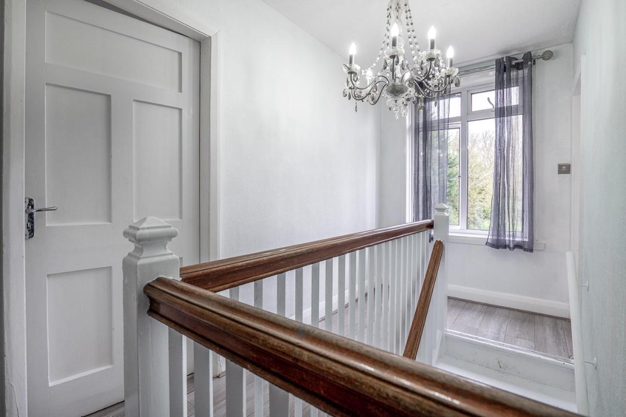 Spacious Worcester City Centre House Экстерьер фото